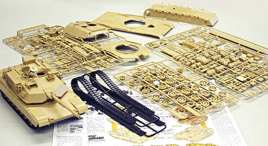 Tamiya 1/35 M1A2 Abrams Main Battle Tank