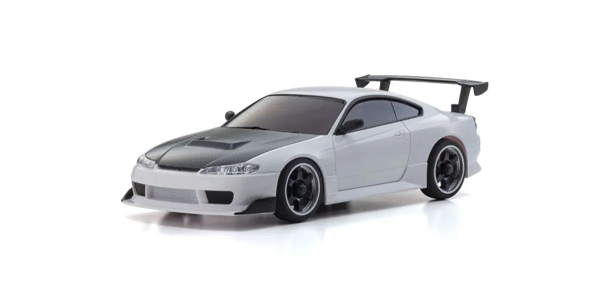 Kyosho Mini-Z AWD Nissan Silvia S15 Equipped with GT Wing, White